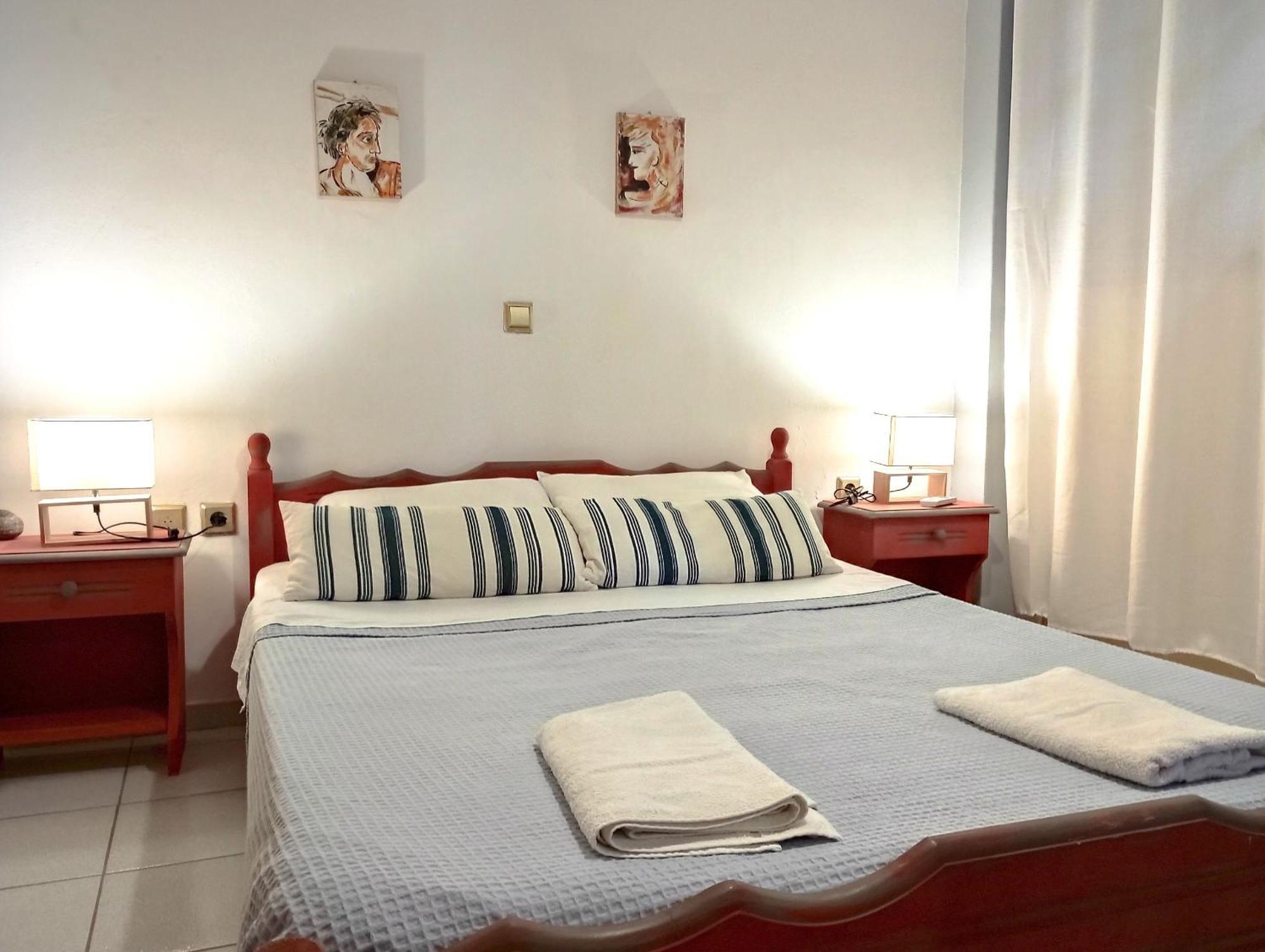 Rodi Apartments 1 Kamári Zewnętrze zdjęcie